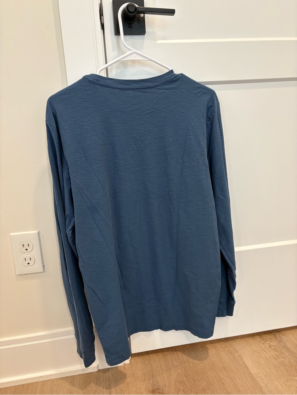 Bombas Men's Long-Sleeve Crew in Slate Blue - Picture 3 of 5